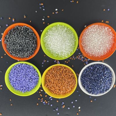 Custom Color Injection Molding TPU Resists Abrasion Good Chemical Resistance 500-700% Elongation